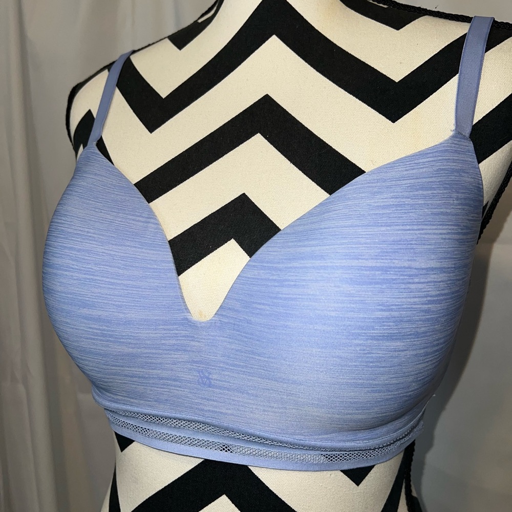 Victoria’s Secret Wireless T-shirt Bra